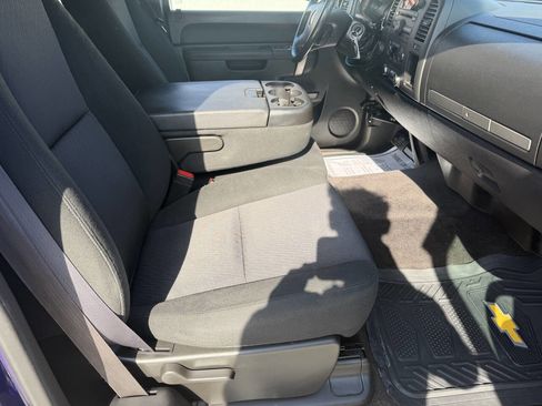 Used 2011 Chevrolet Silverado 1500 LT w/ All-Star Edition AWD/4WD image 21