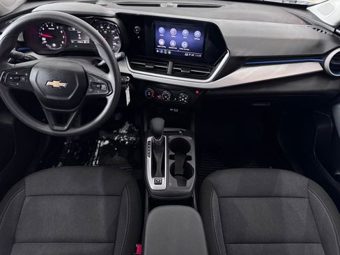 Certified 2024 Chevrolet Trax LS w/ LS Convenience Package image 10