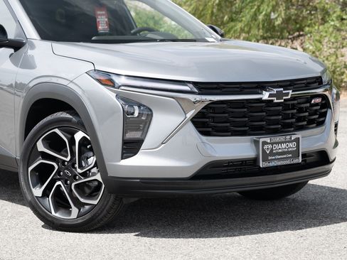 New 2026 Chevrolet Trax RS w/ Driver Confidence Package image 16