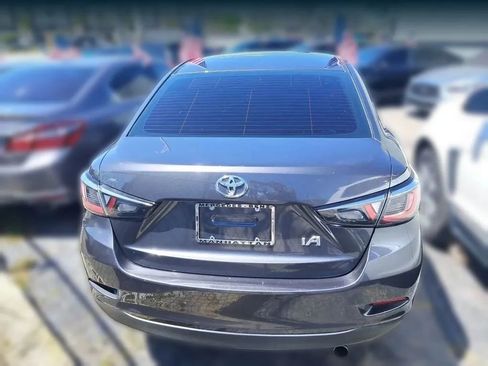 Used 2018 Toyota Yaris iA image 49