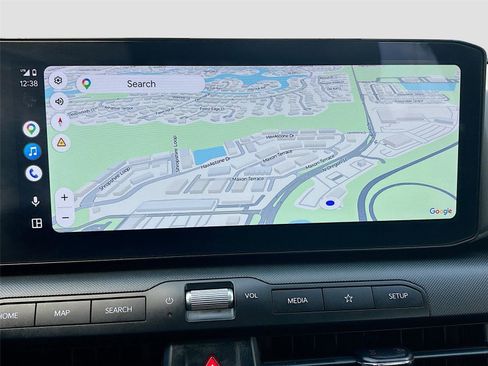 Used 2025 Kia K4 LXS image 13