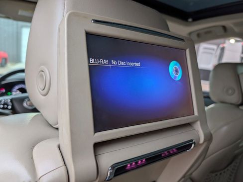 Used 2013 Cadillac SRX Premium image 24