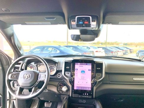 Used 2025 RAM 1500 Laramie image 16