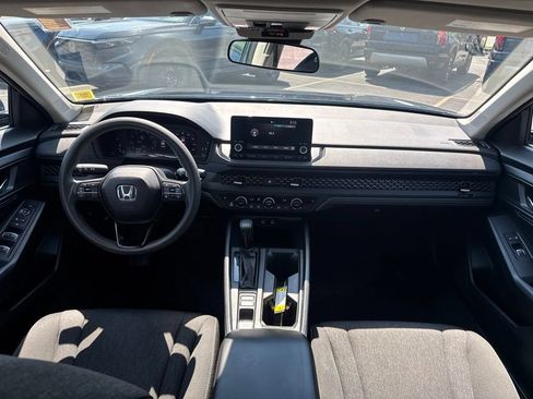 Certified 2023 Honda Accord EX image 22