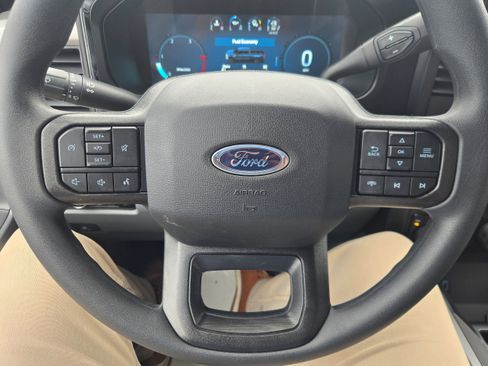New 2026 Ford F250 XLT image 15