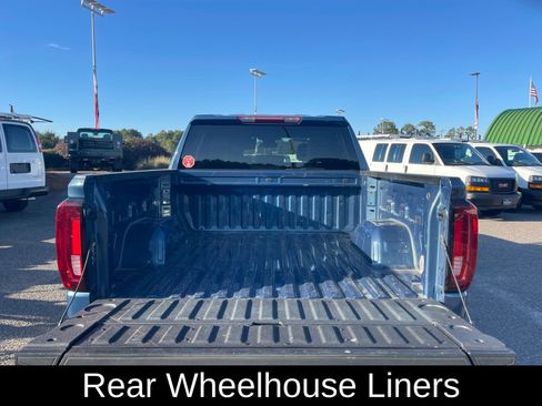 Used 2024 GMC Sierra 1500 SLT image 24