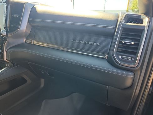 Used 2019 RAM 2500 Limited AWD/4WD image 43