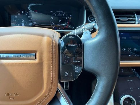 Used 2020 Land Rover Range Rover Autobiography image 26