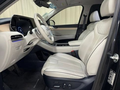 Used 2024 Hyundai Palisade Limited AWD/4WD image 14
