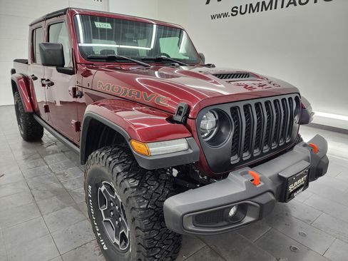 Used 2021 Jeep Gladiator Mojave image 2