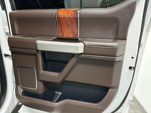 Used 2020 Ford F250 King Ranch w/ King Ranch Ultimate Package AWD/4WD image 38