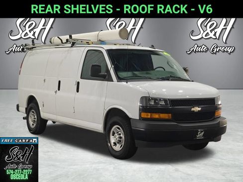 Used 2021 Chevrolet Express 2500 image 1