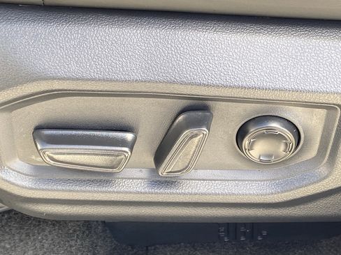 Certified 2026 Toyota Sequoia Platinum image 31