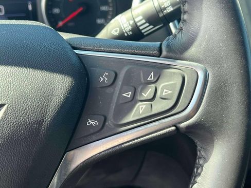 Used 2019 Chevrolet Equinox LT FWD image 25