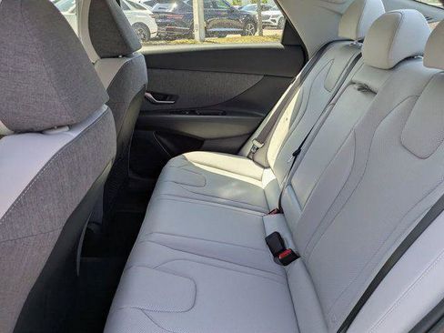 New 2026 Hyundai Elantra Limited FWD image 16