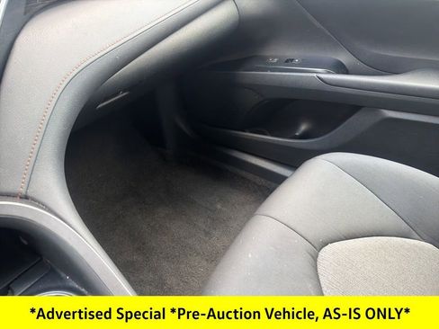 Used 2018 Toyota Camry LE image 41