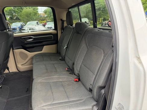 Used 2019 RAM 1500 Big Horn AWD/4WD image 10