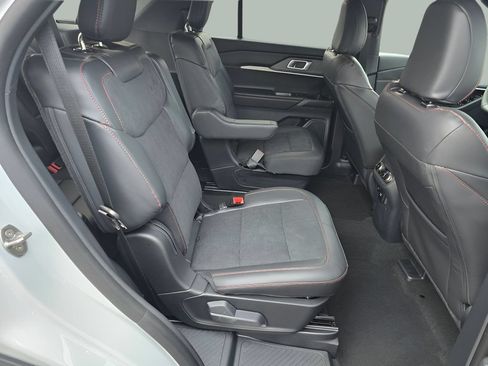 Certified 2026 Ford Explorer ST AWD/4WD image 17