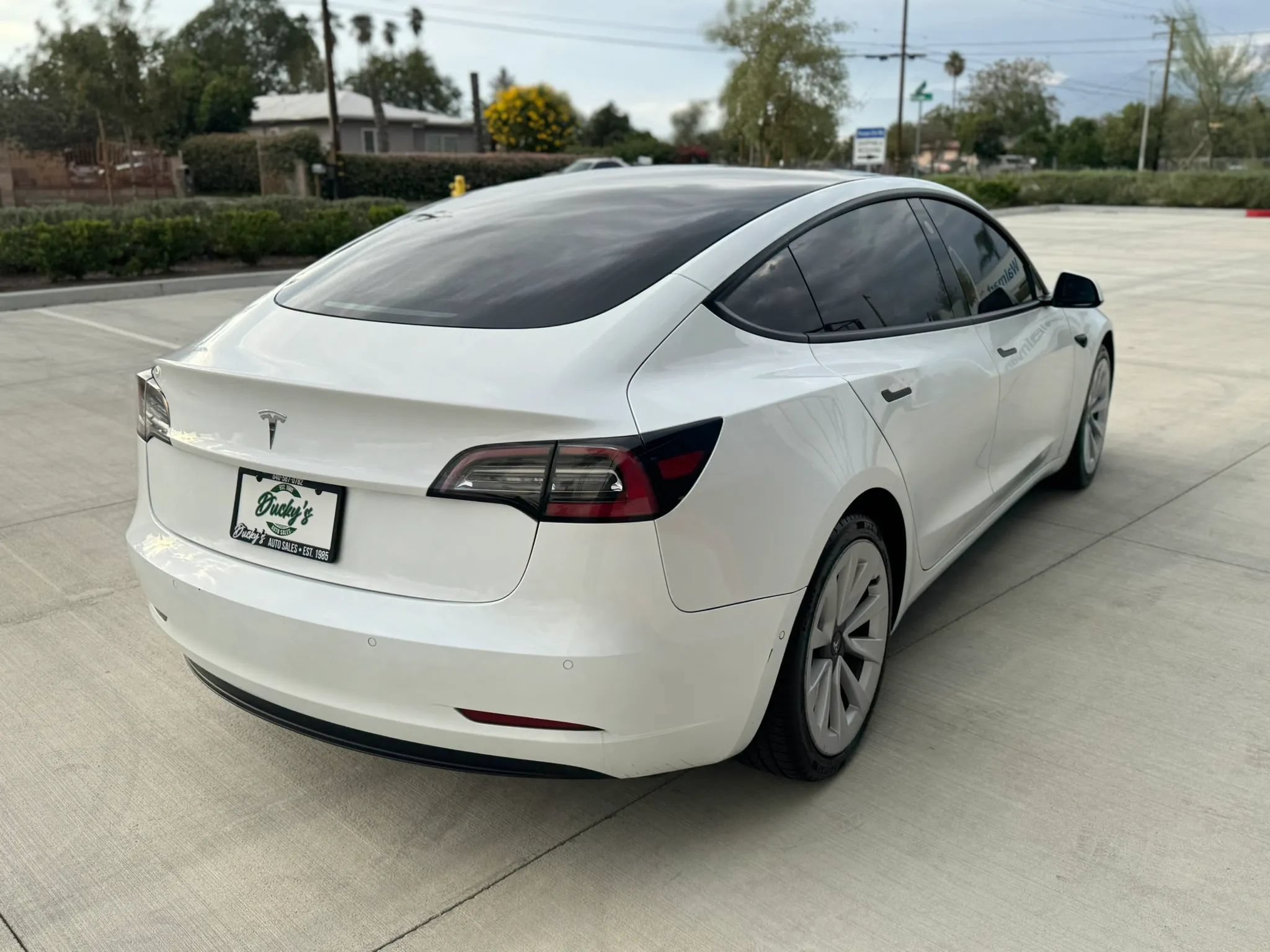Used 2022 Tesla Model 3 Standard Range RWD image 30
