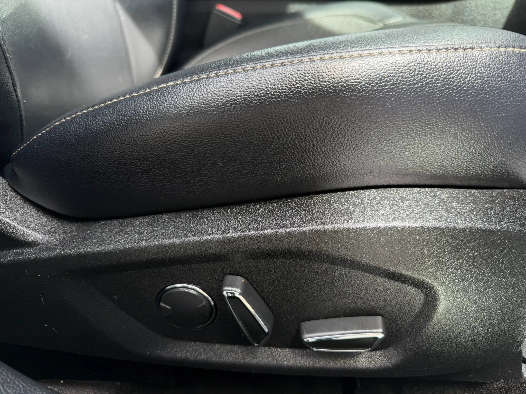 Used 2018 Ford Fusion Titanium AWD/4WD image 11