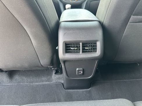 Used 2024 Chevrolet Equinox LT image 26