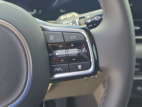 New 2026 Kia Carnival SX FWD image 33