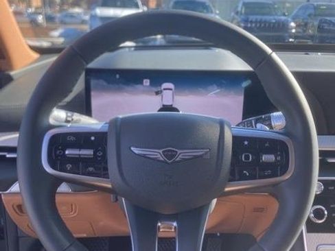 Used 2025 Genesis GV80 2.5T Prestige image 13