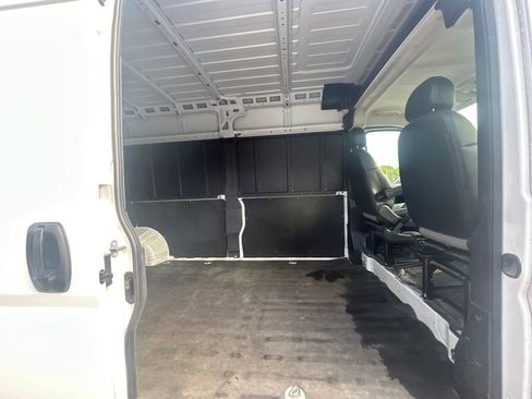 Used 2023 RAM ProMaster 2500 image 30