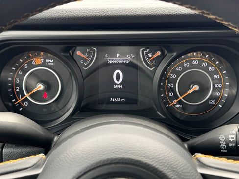 Used 2024 Jeep Wrangler Unlimited Sport AWD/4WD image 19