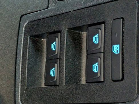 Used 2022 Ford Bronco Outer Banks image 26