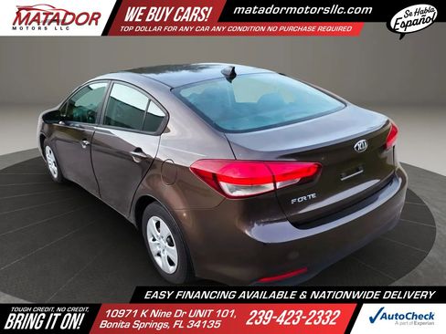 Used 2017 Kia Forte LX image 7
