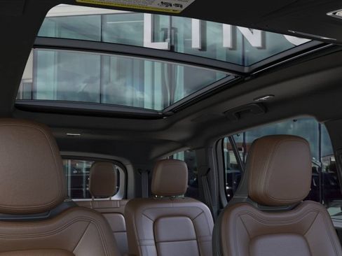New 2026 Lincoln Aviator Reserve w/ Luxury Package RWD image 22