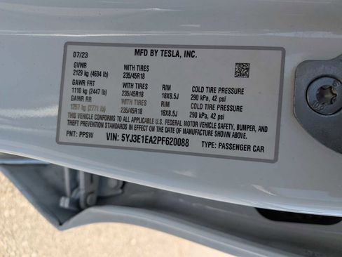Used 2023 Tesla Model 3 Standard Range RWD image 36