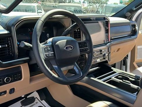 New 2026 Ford F250 Lariat w/ Chrome Package AWD/4WD image 17