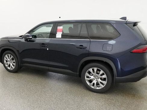New 2026 Toyota Grand Highlander FWD image 48