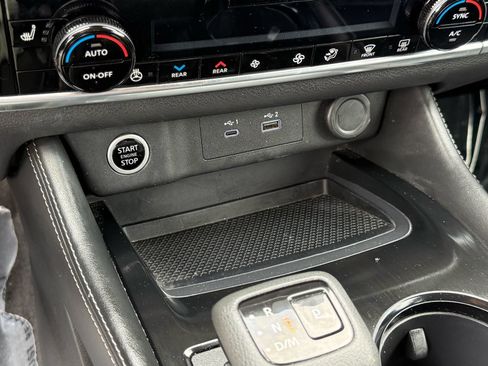 Used 2023 Nissan Rogue SL w/ SL Premium Package FWD image 25