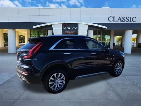 Used 2023 Cadillac XT4 Premium Luxury image 8