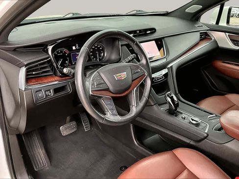 Used 2023 Cadillac XT5 Premium Luxury FWD image 18