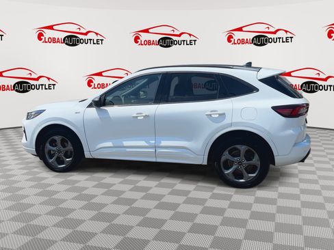 Used 2023 Ford Escape ST-Line w/ Tech Pack #1 AWD/4WD image 5