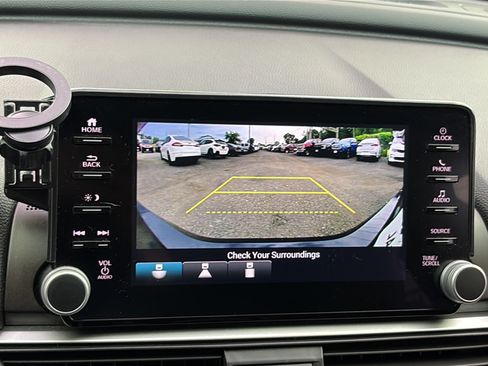 Used 2022 Honda Accord Sport image 20