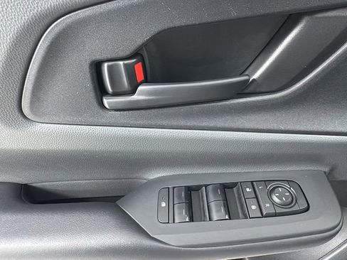 Used 2024 Toyota Prius LE image 19