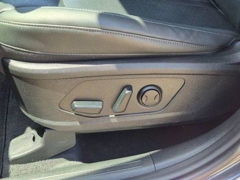 Used 2023 Kia Sorento S FWD image 17