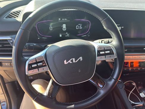 Used 2024 Kia Telluride S w/ S Sunroof Package image 4