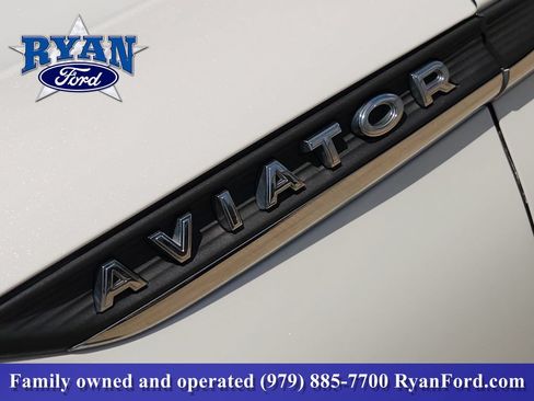 Used 2022 Lincoln Aviator Reserve w/ Equipment Group 201A RWD image 7