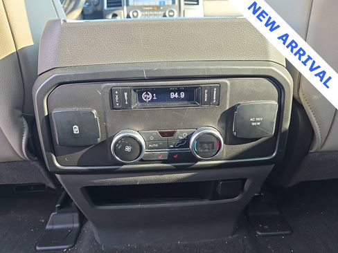 Used 2018 Ford Expedition Limited w/ Equipment Group 302A image 33