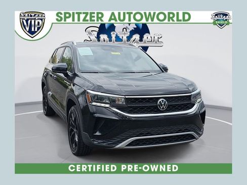 Used 2023 Volkswagen Taos SE w/ Panoramic Sunroof Package AWD/4WD image 1