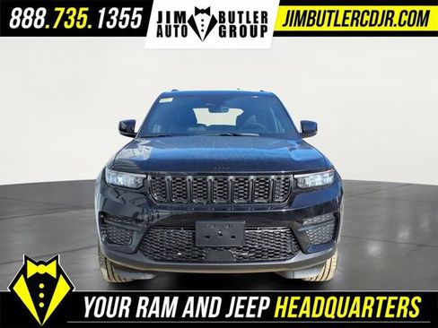 New 2025 Jeep Grand Cherokee Altitude image 7