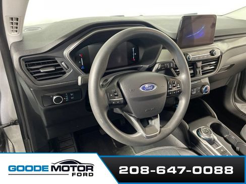 Certified 2023 Ford Escape FWD image 8