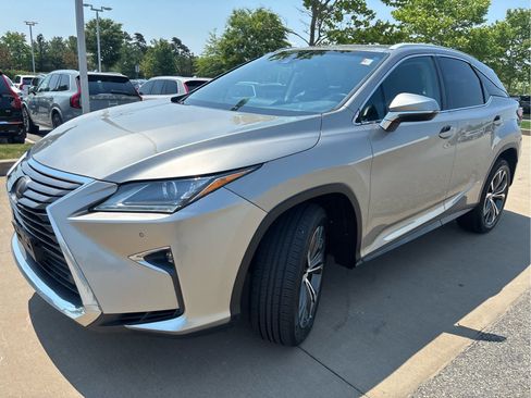 Used 2017 Lexus RX 350 AWD w/ Premium Package image 4