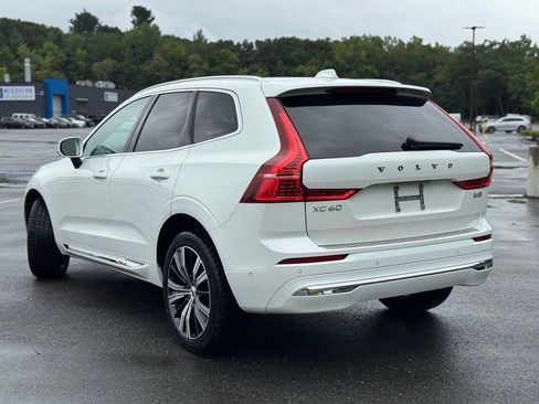 Used 2023 Volvo XC60 B5 Plus w/ Climate Package AWD/4WD image 3
